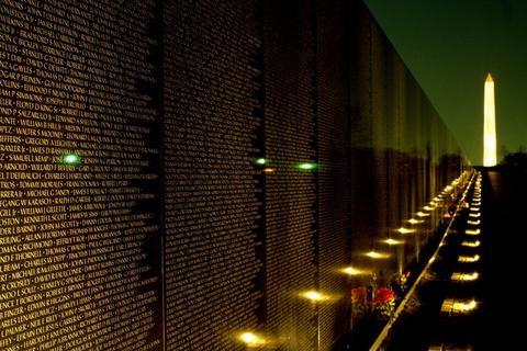 Vietnam Veterans Memorial, Washington DC, 3:2
